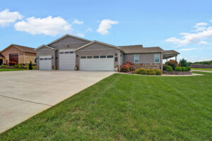 346 Holly Tree Drive Crossville TN - Gardens RV Community