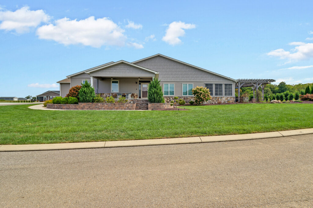 346 Holly Tree Drive Crossville TN - Gardens RV Community