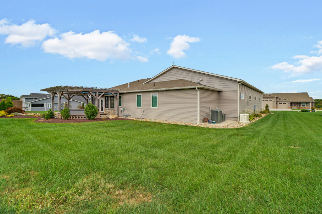 346 Holly Tree Drive Crossville TN - Gardens RV Community