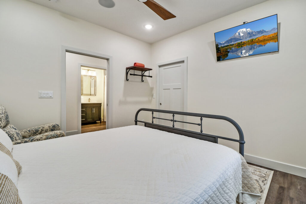 346 Holly Tree Drive Crossville TN - Gardens RV Community