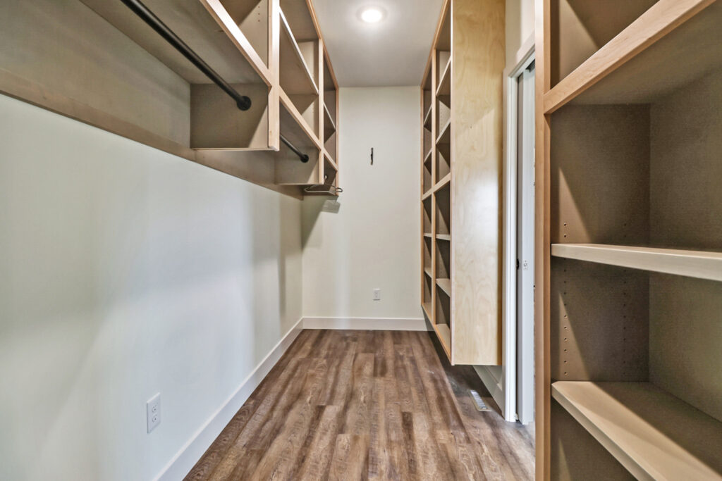 346 Holly Tree Drive Crossville TN - Gardens RV Community