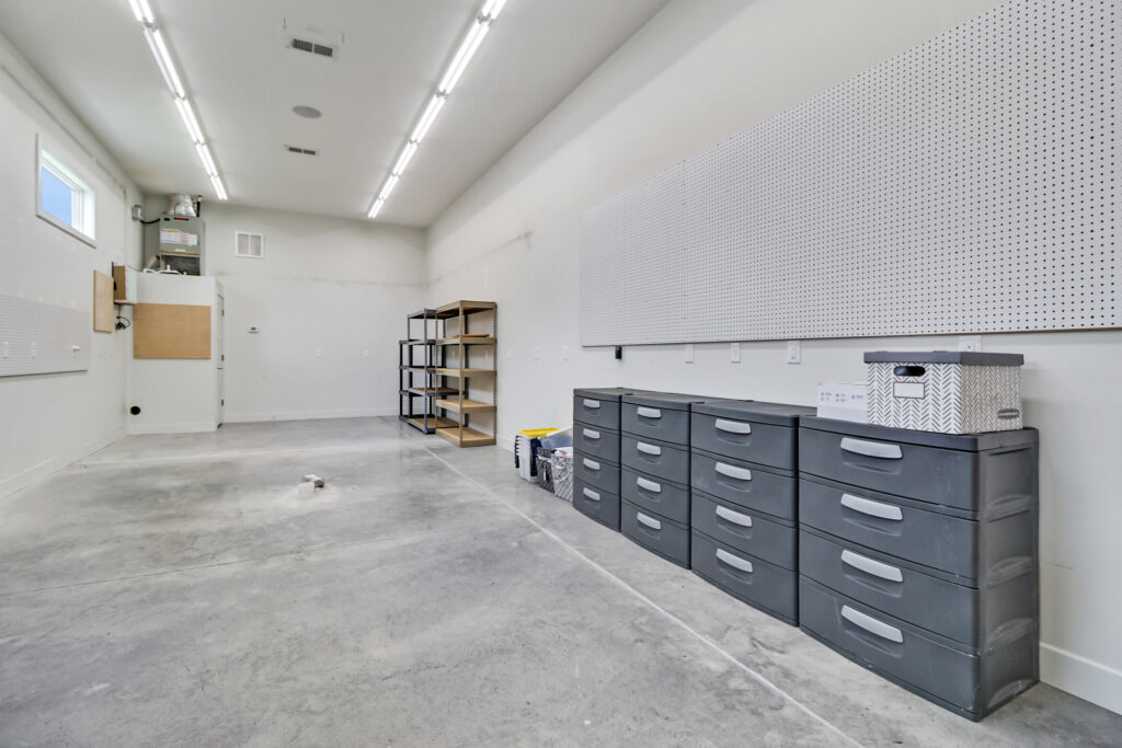 346 Holly Tree Drive Crossville TN - Gardens RV Community