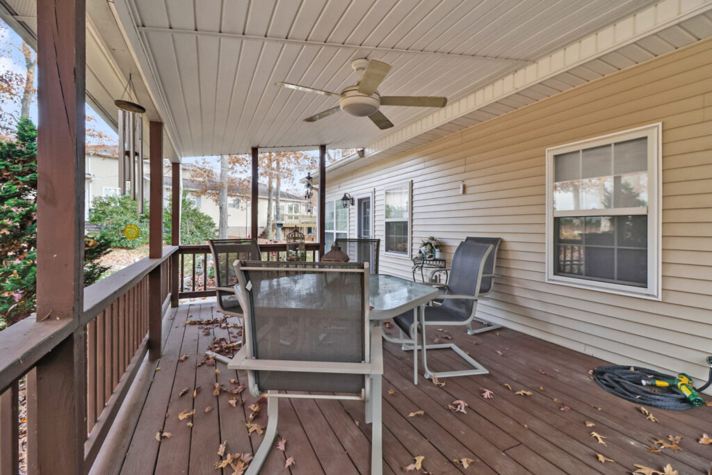 41 Hawthorn Circle Crossville, TN 38555 Gardens RV Community – $475,000